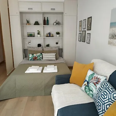 شقة Lovely Studio In Graca Lisboa